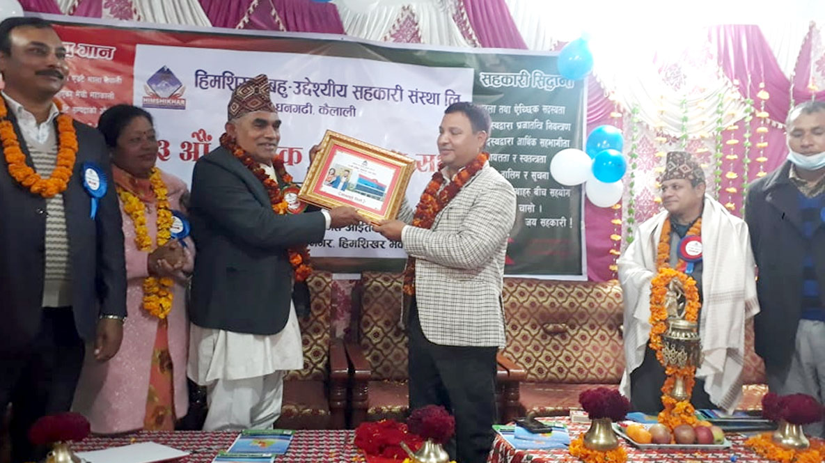 हिमशिखर सहकारीके अध्यक्षमे फेनसे भण्डारी