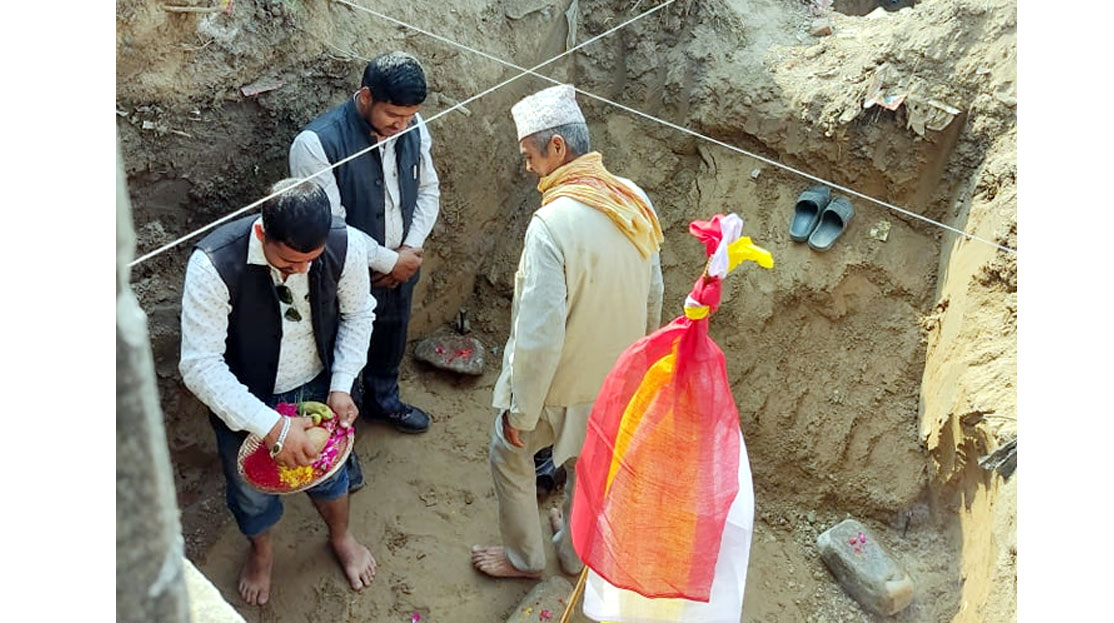 व्यापारिक कम्प्लेक्स शिलान्यास