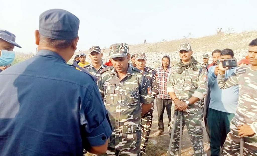 ब्रह्मदेवमे एसएसबीसे व्यापार कैना रोक