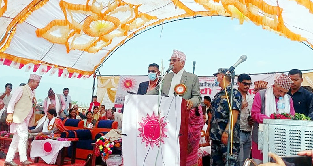 कैलालीमे ओलीके काहे फिरल बोली ? ‘रेशमहे झुठा मुद्दामे फसागैल’