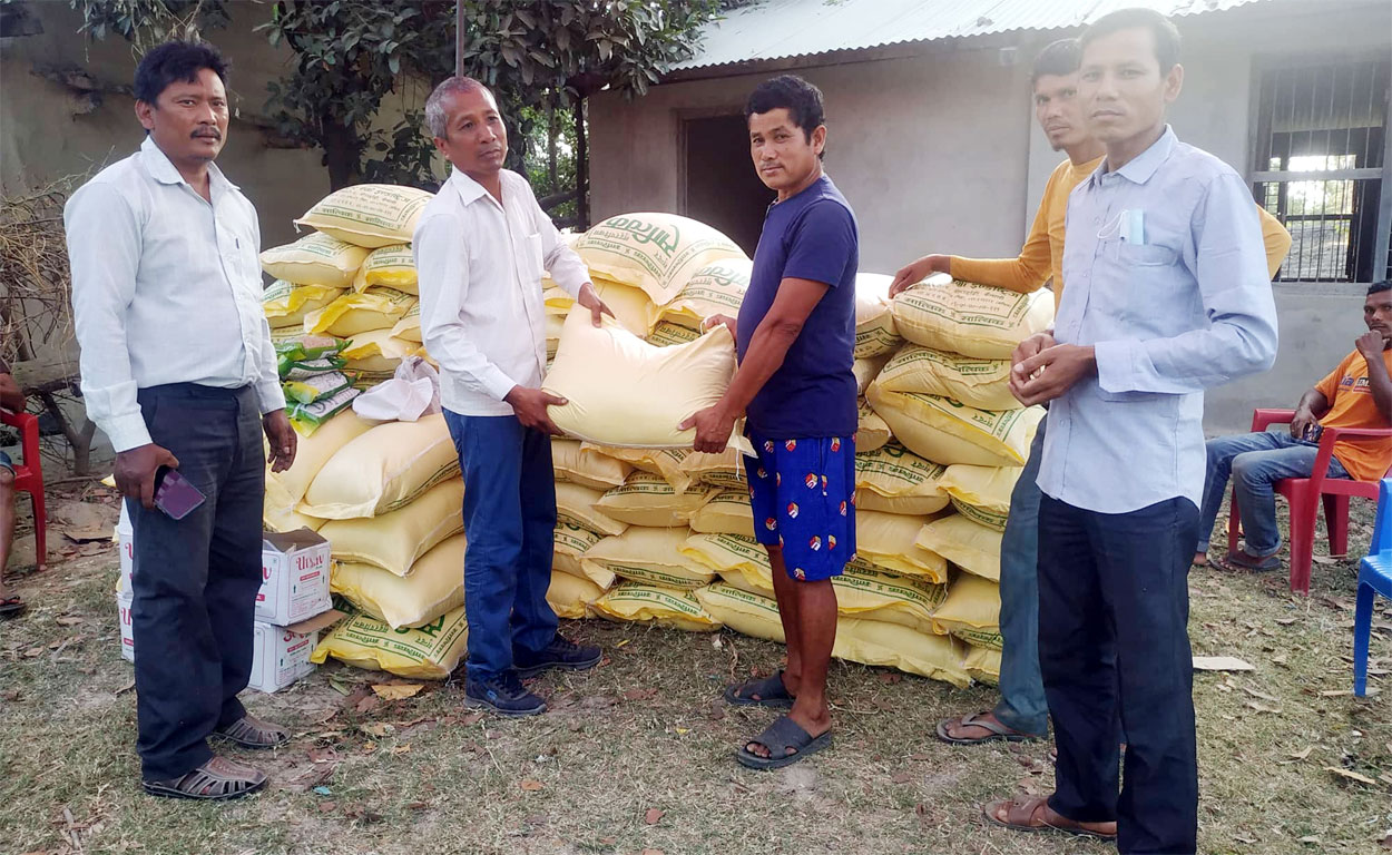 आगलागी प्रभावितहे खाद्यान्न सहयोग