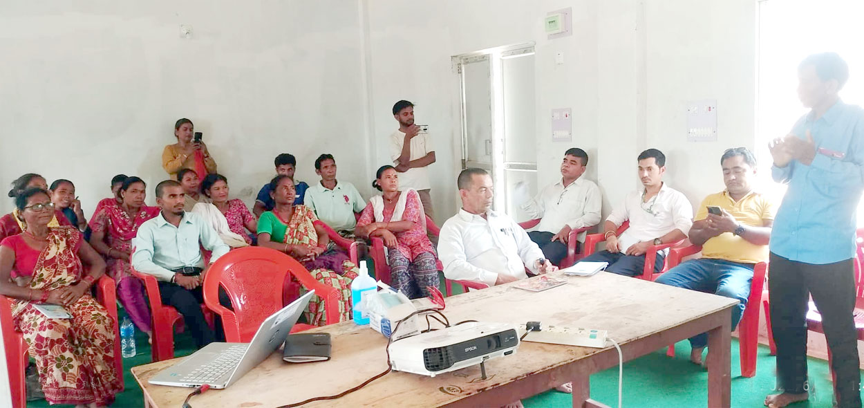 कार्यक्रमके प्रगति तथा सार्वजनिक सुनुवाई कार्यक्रम हुइल