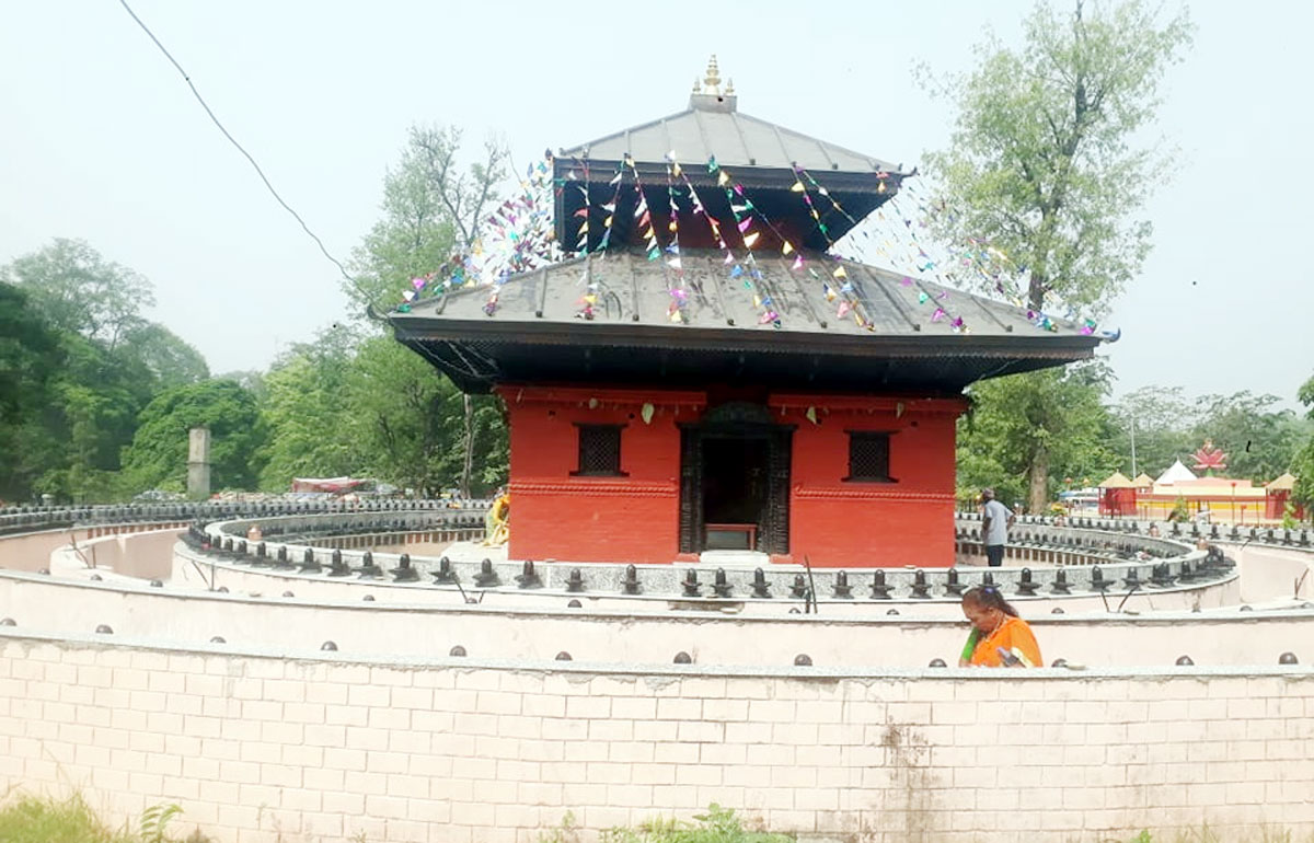 गोदावरीमे नवनिर्मित कैवल्यनाथ मन्दिरके उद्घाटन