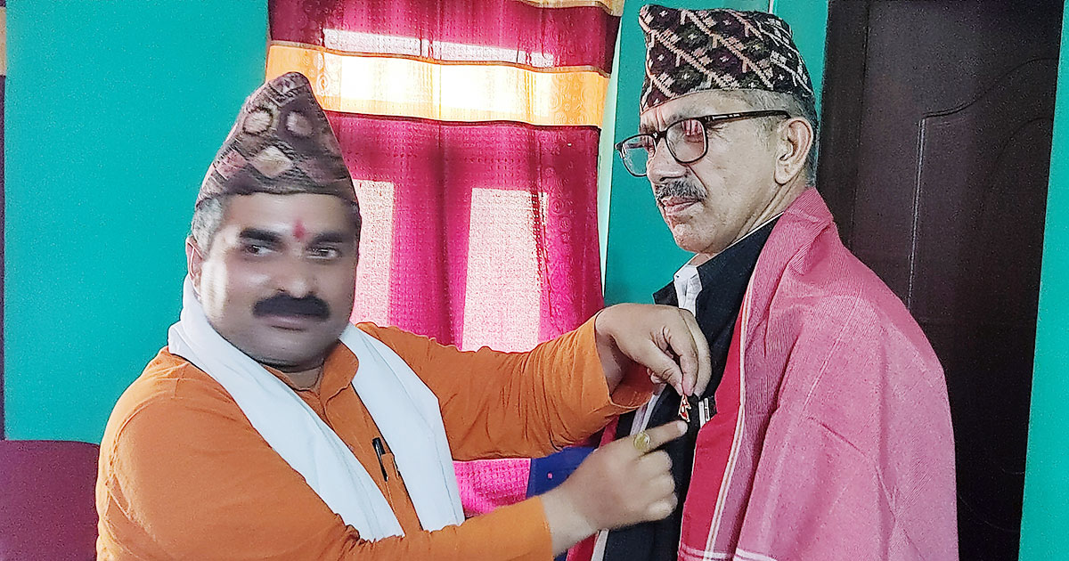 सुदूरपश्चिमके प्रदेश प्रमुख ओ प्रदेश २ के पूर्व प्रमुखबीच भेटवार्ता