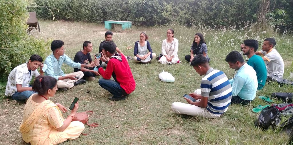 साहित्यिक कार्यक्रम हुइल