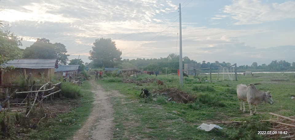 शिवरत्नापुरबस्तीके १५ घरपरिवार बाढके उच्च जोखिममे