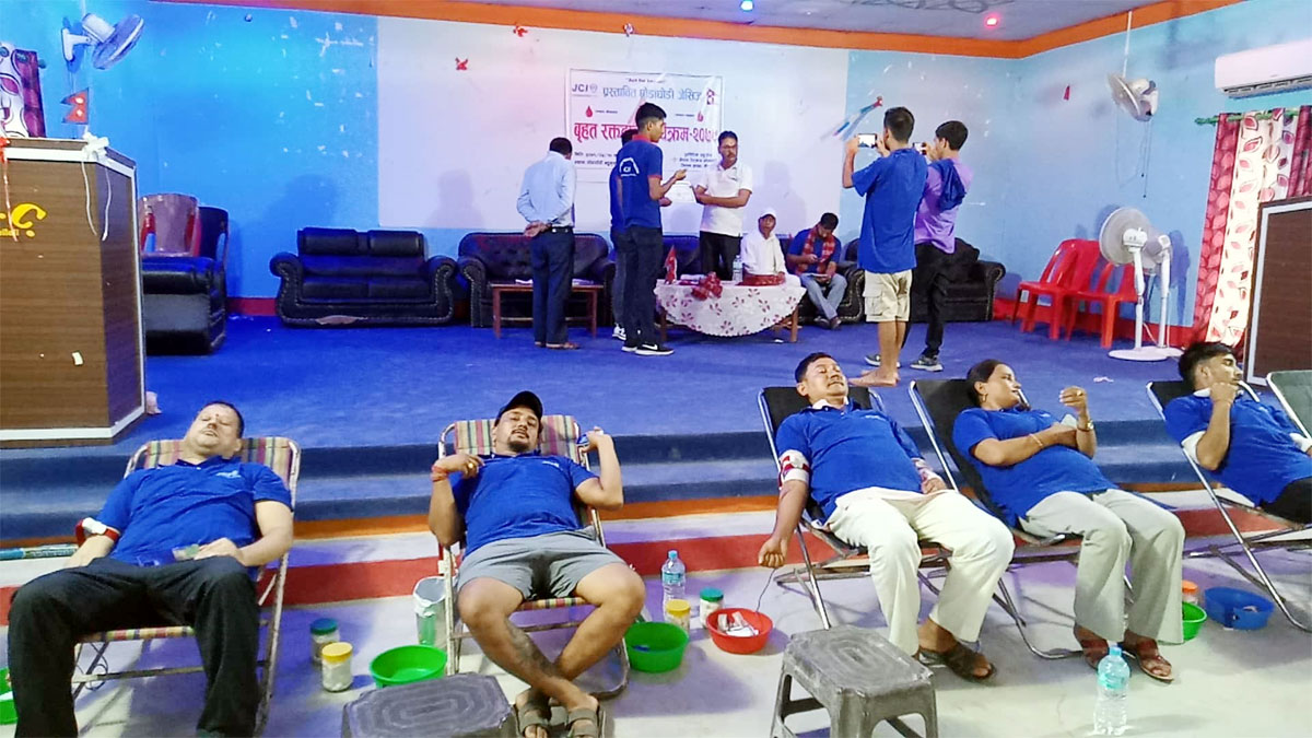 घोडाघोडी जेसिससे रक्तदान कार्यक्रम