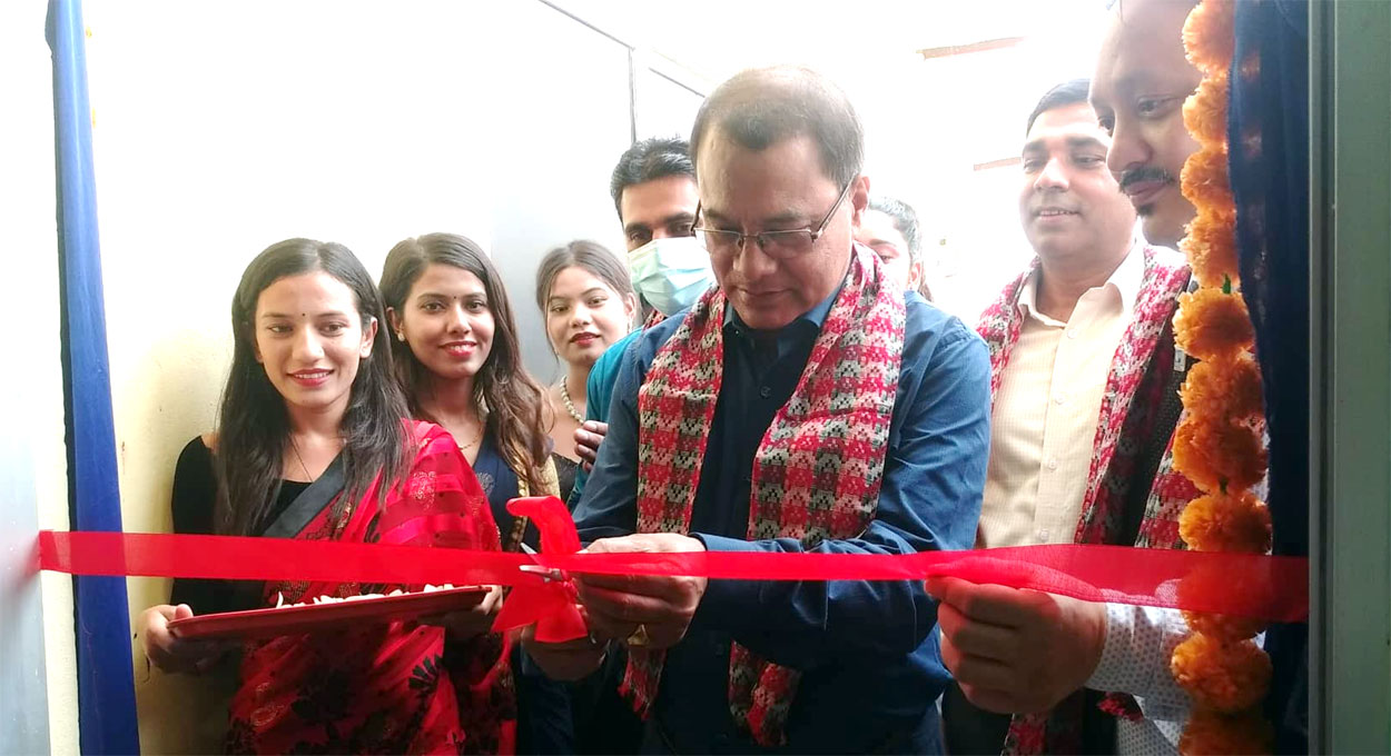 धनगढीके नवजीवन अस्पतालमे डायलाइसिस सेवा सुरु