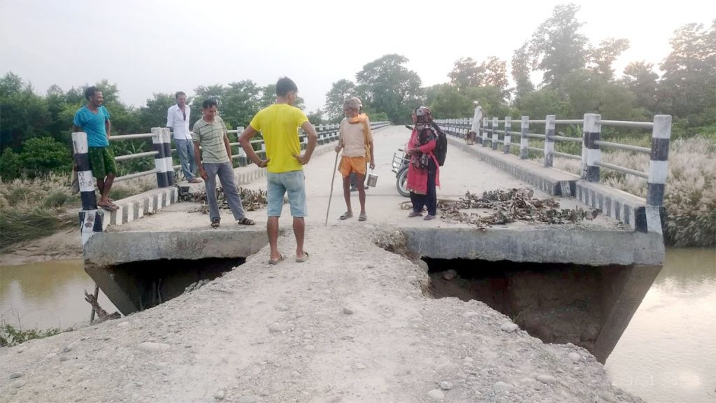 घुरहा पुलके पुर्वक भागमे भारी भ्वाङ