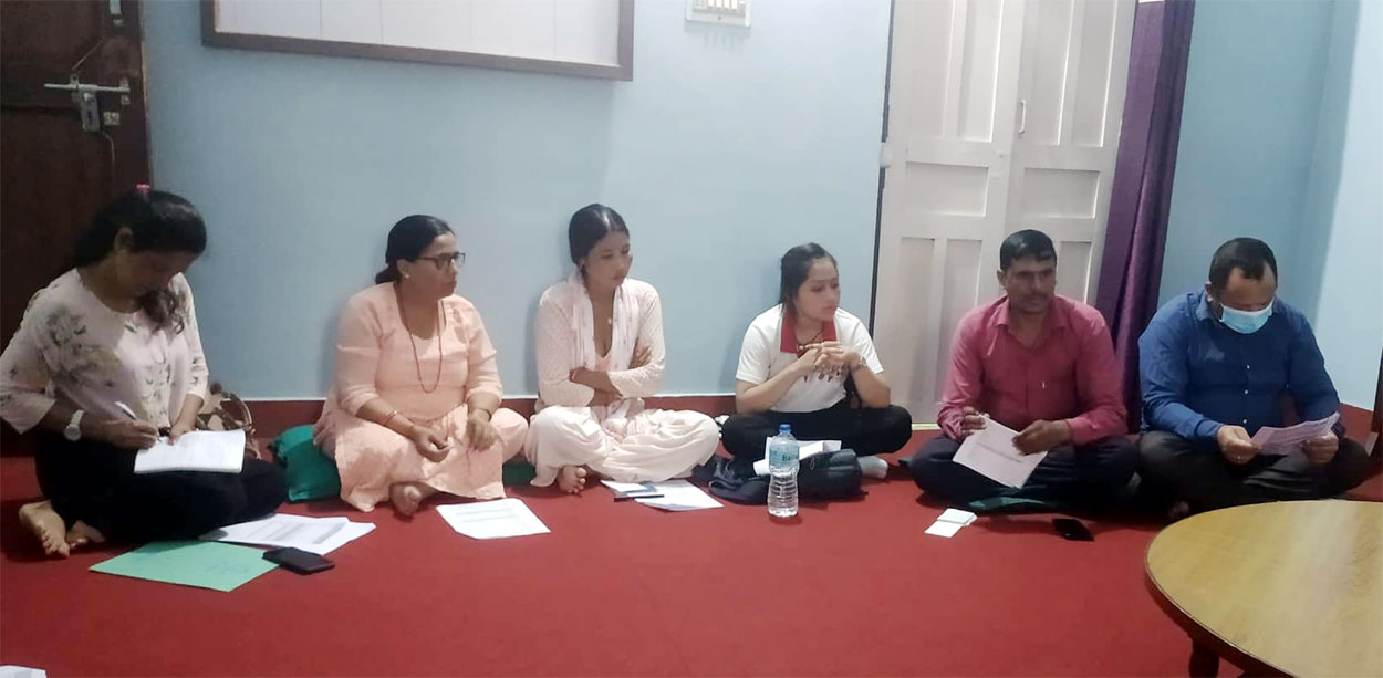 अपने गोसियासे असुरक्षित बटैं महिला