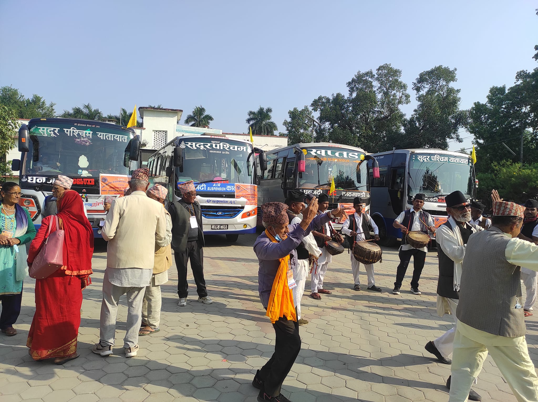 जेष्ठ नागरिक मुक्तीनाथ धाम धार्मिक तिर्थ भम्रण