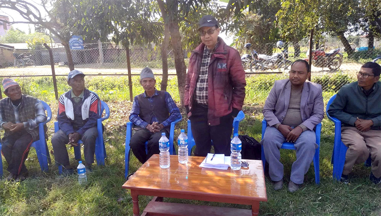 थारू अगुवा चिन्तित