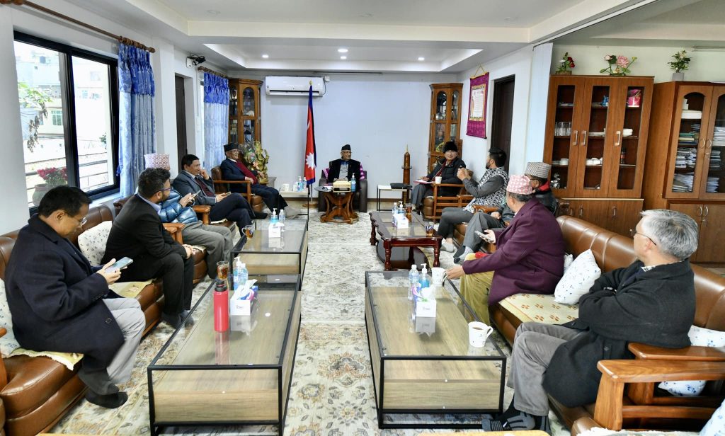 ६१ दिनमे टुटल एमाले नेतृत्वके सात दलीय गठबन्धन