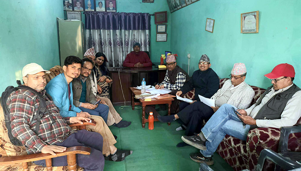 कैलाली जनपुस्तकालयसे पुरस्कारके लाग प्रतिभा छनौट