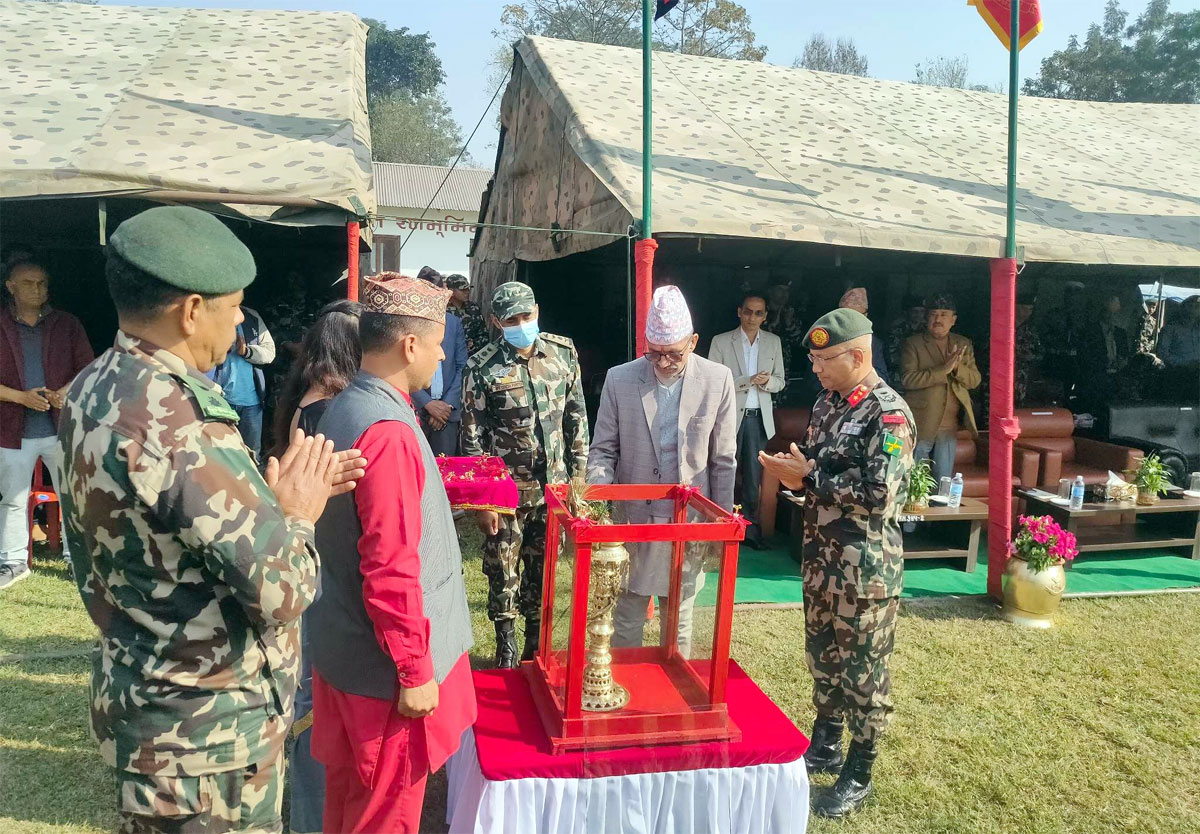 बोराडाँडी ब्यारेकमे सैनिक प्रदर्शनी