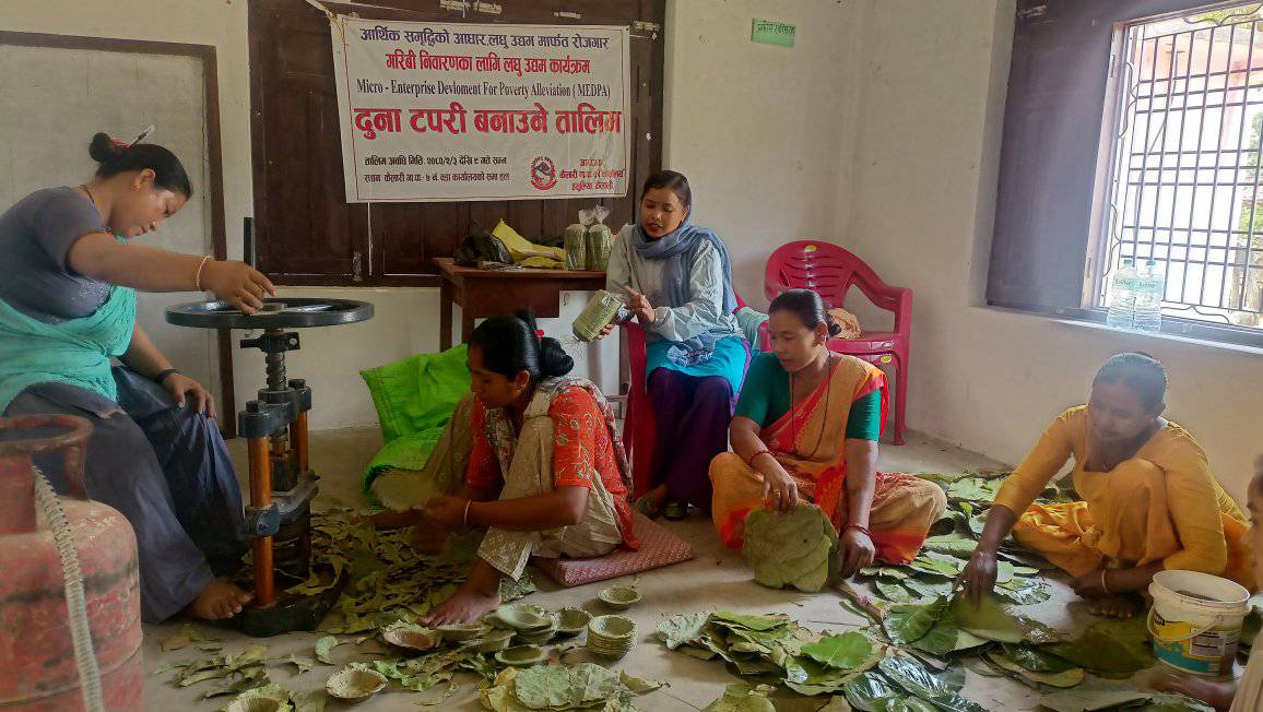 एक हप्ते दिने दुना टपरी बनैना तालिम