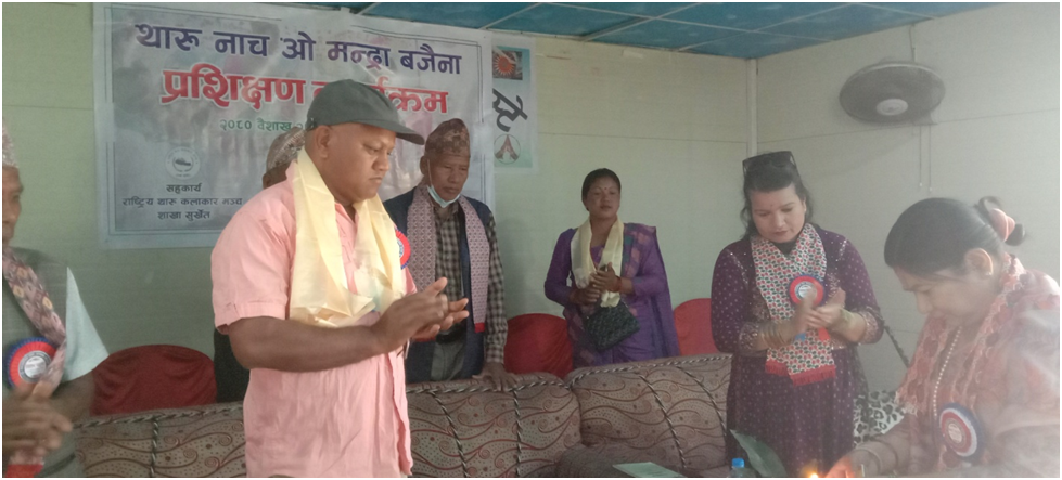 थारु नाँच ओ मन्डरा बजैना तालिम