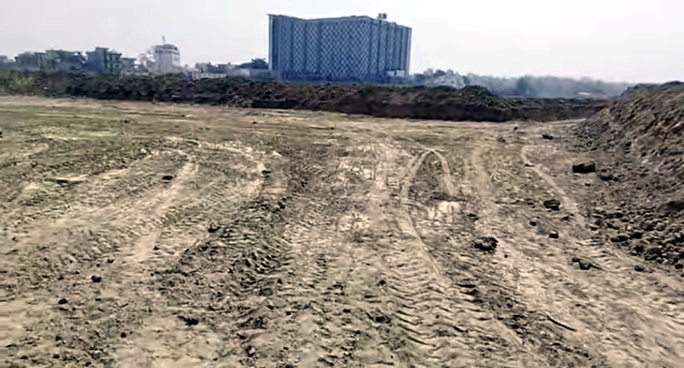 धनगढीमे २ ठो गढैया ताल व्यवस्थित करटी