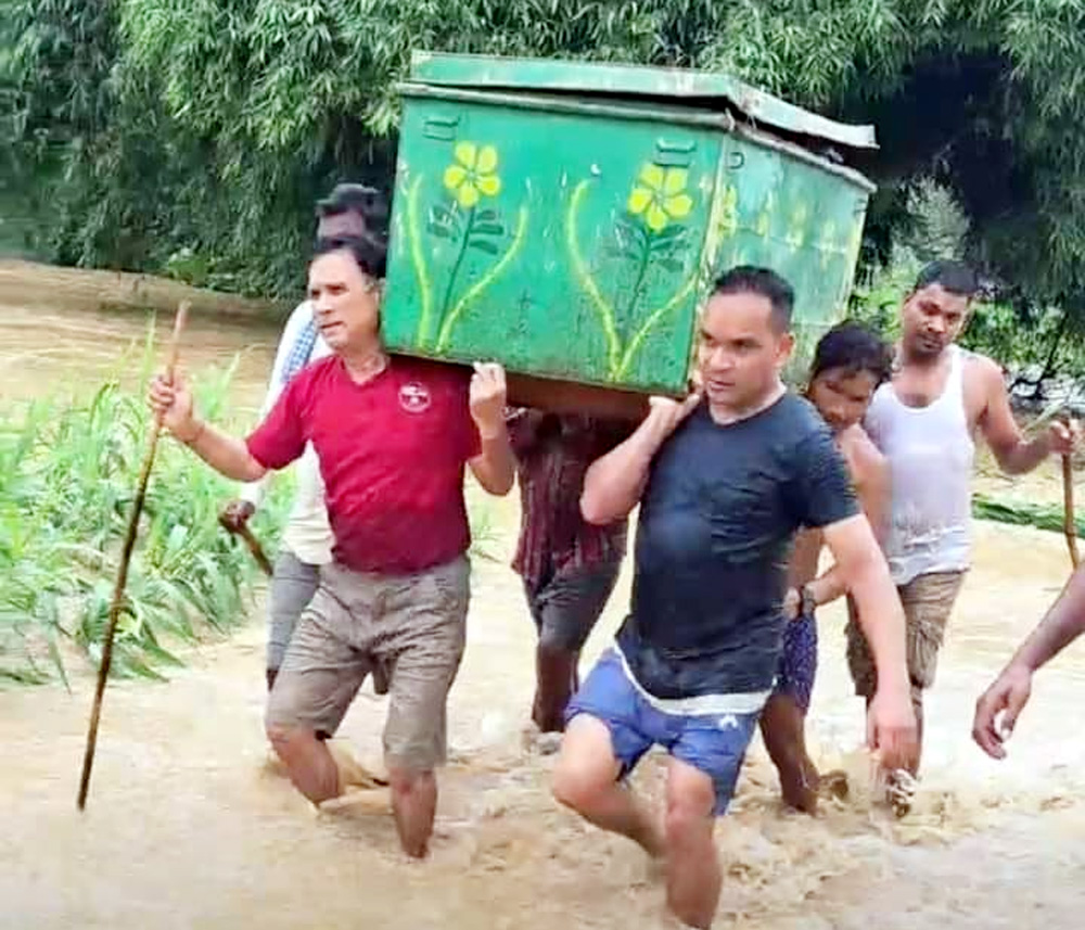 कैलालीमे सयौं घरधुरी डुबानमे