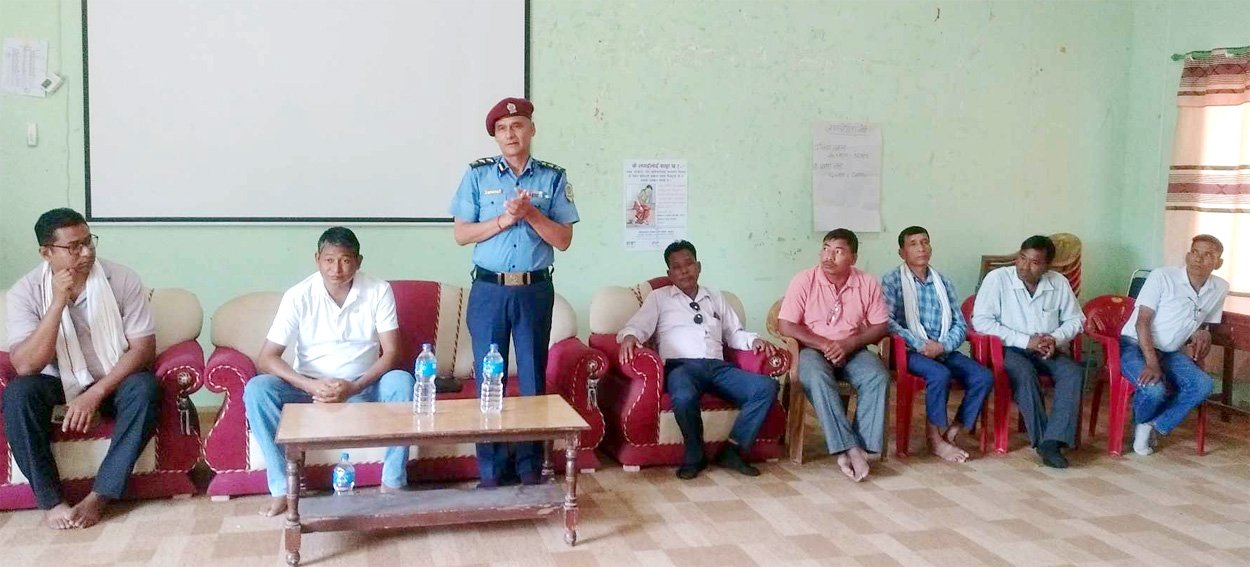 कैलारीम डसिया डेवारीक अवसरम सुरक्षा सम्बन्धी भल्मन्साहुँक्रनसे अन्तरक्रिया