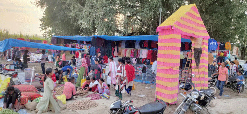 सीमावर्ती भारतीय गाउँ बेलापरसुआमे साप्ताहिक बजार सुरु