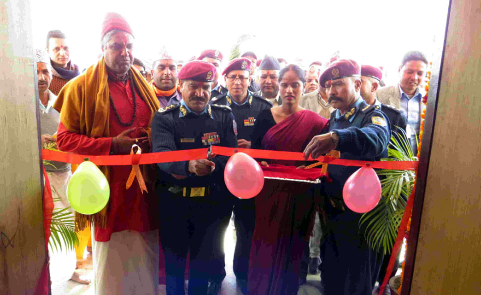 जिल्ला प्रहरी कार्यालय डोटीमे नवनिर्मित भवनके उद्घाटन