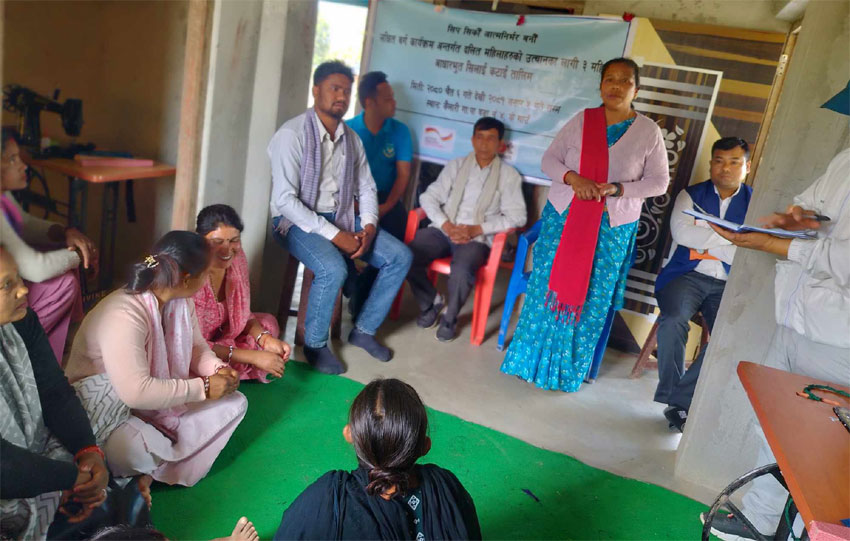 तीन महिने आधारभूत सिलाई कटाई तालिम सुरु