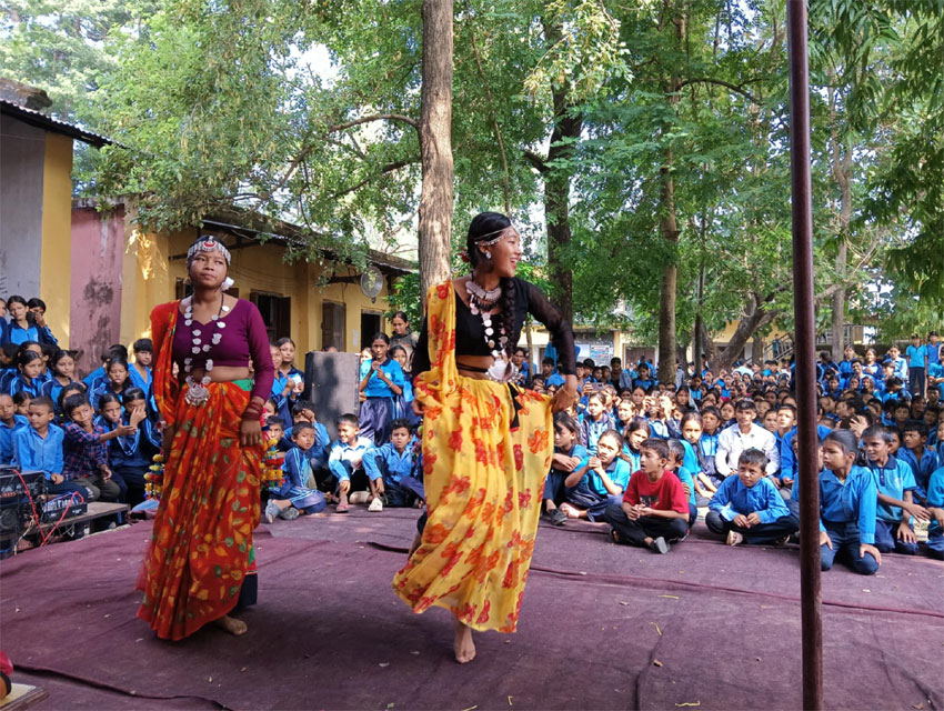 जनप्रिय मनाइल सांस्कृतिक उत्सव