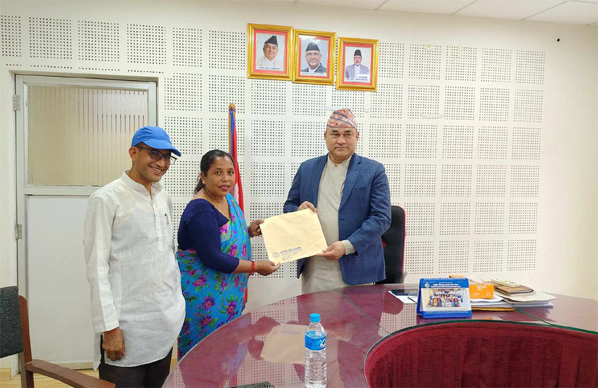 गाउँपालिका महासंघसे स्थानीय सेवा ऐन जारी कैना मुख्यमन्त्रीके ध्यानाकर्षण