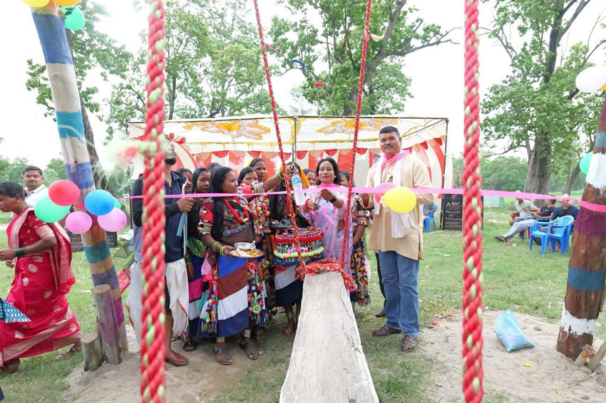 रानाथारु समुदायमे तिज पर्वके उल्लास
