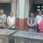 मालिकार्जुन कंक्रिट उद्योगसे कैलारी गाउँपालिकाहे दुई सेट टेबुल ओ रिबल्बिङ कुर्सी सहयोग
