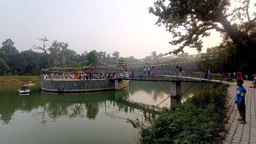 चन्द्रमुखी टलुवामे आन्तरिक पर्यटक आकर्षित