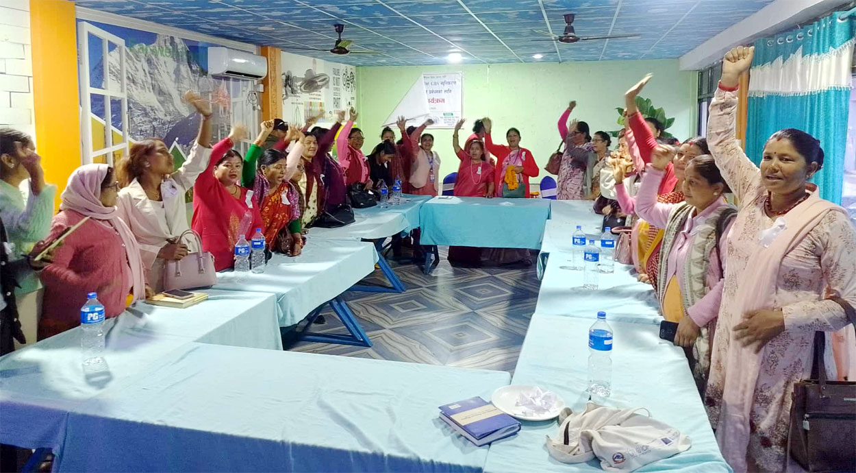 महिलाहुँक्रे अभिन हिंसा सहना बाध्यता