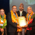 कैलाली अस्पतालके प्रवन्ध निर्देशक जोशी राष्ट्रिय स्वास्थ्य सेवा सम्मानसे सम्मानित