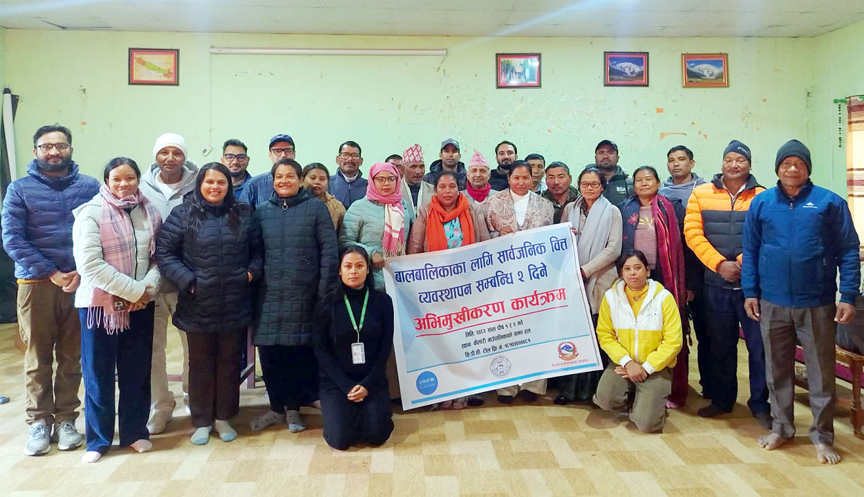 बालबालिकाहे छोटहीसे संस्कार सिखैना जरुरी बा