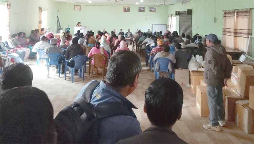 कैलाली–३ के कांग्रेस उम्मेदवार भिम बडुवालसे भेटघाट कार्यक्रम