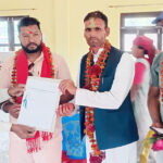 मतदाताहे धन्यवाद डेहे पुगल जोशीहे बधाई सहित ज्ञापनपत्र