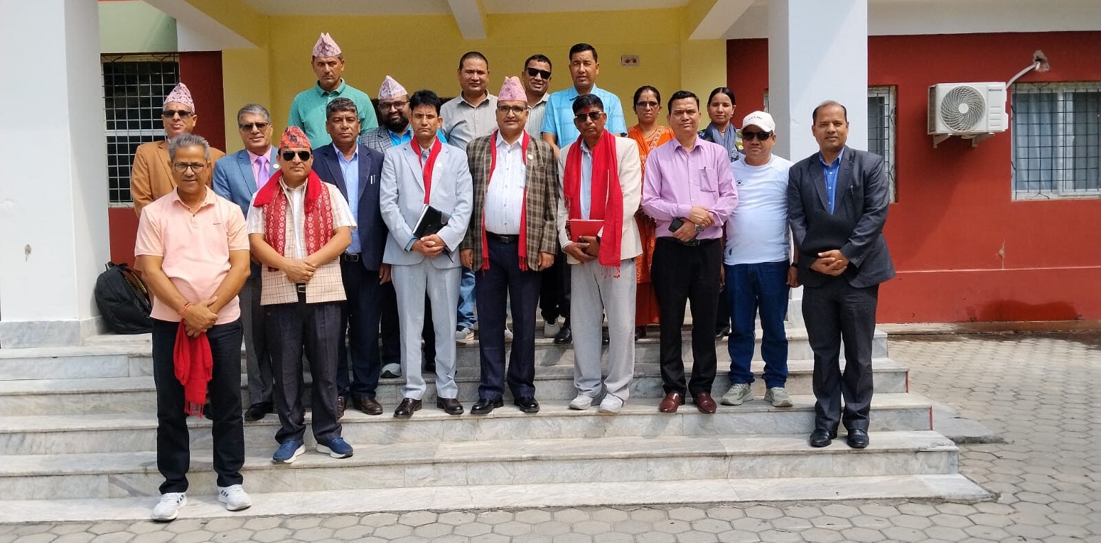 स्थानीय तहके समस्या समाधान कैना सुदूरपश्चिमके मुख्यमन्त्री भट्टसँग ११ बुँदे माग